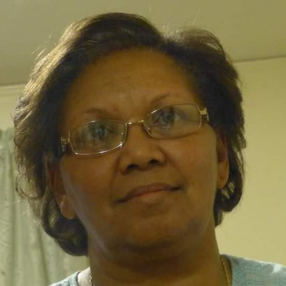 Meet your Posher, Louann